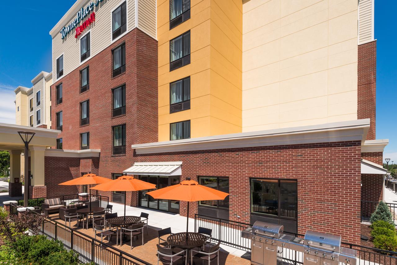 Towneplace Suites By Marriott Latham Albany Airport Exterior photo